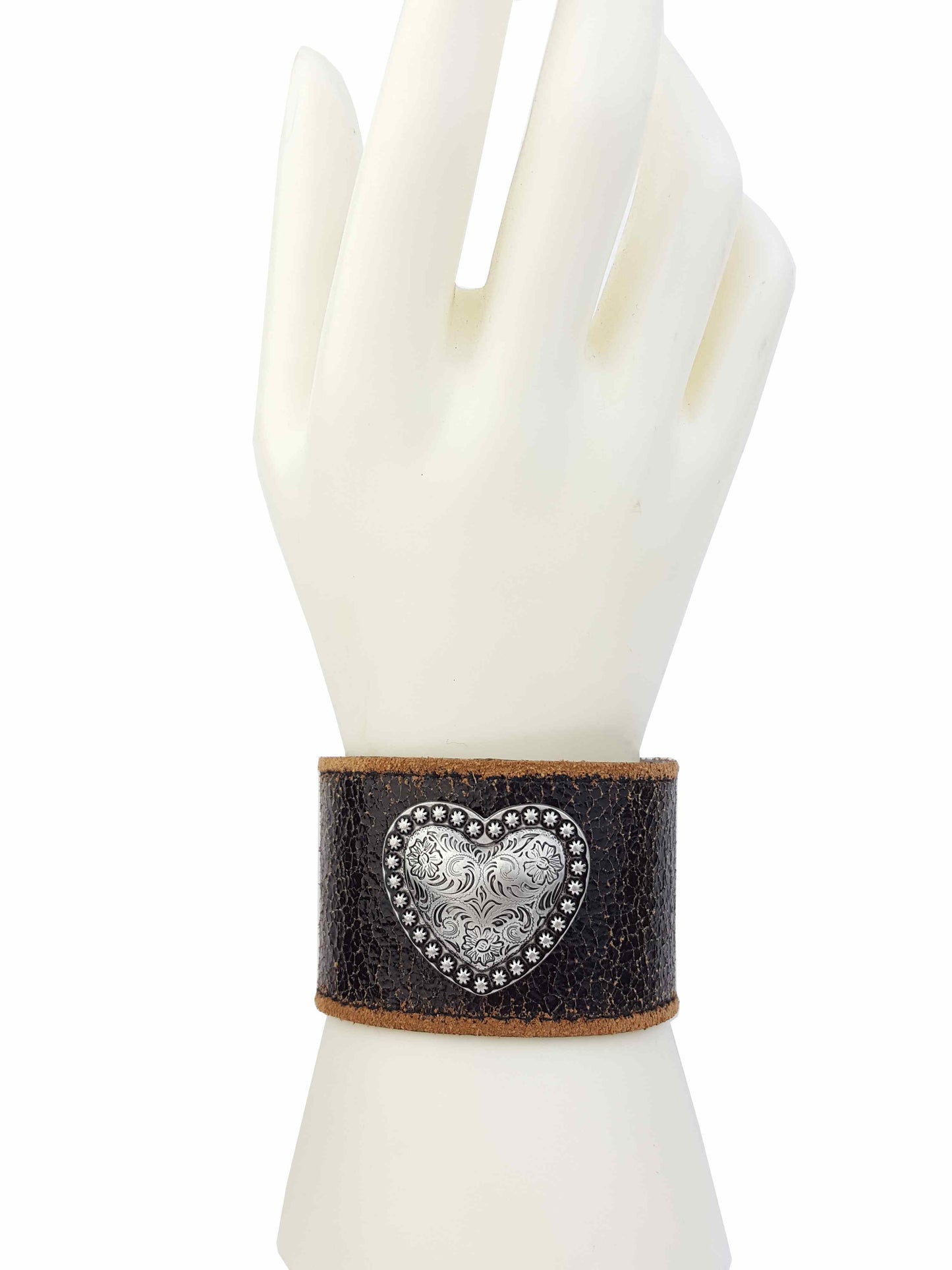 Bracelet: Vintage w. Distressed Leather Band w. Heart Concho