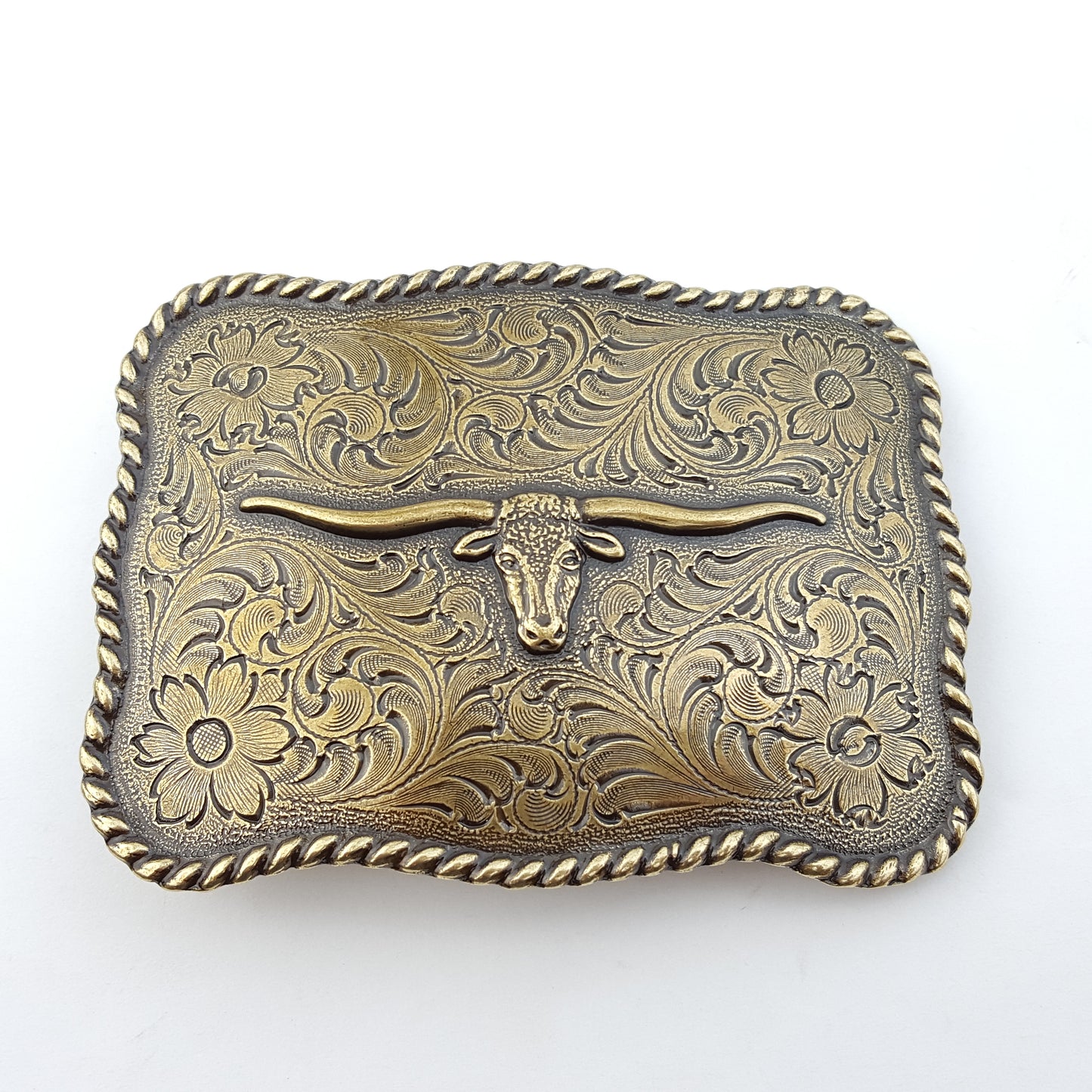 Buckle: Western Long Horn Buckle in Copper or Brass Finish