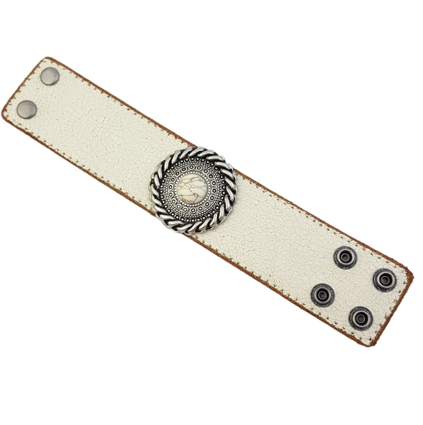 Bracelet: Vintage w. Distressed Leather Band w. Round Concho