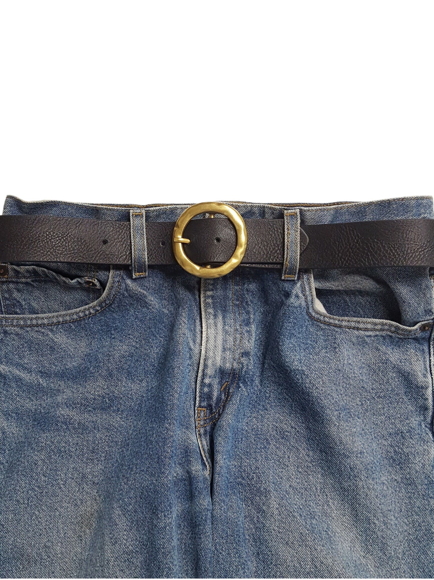 Belt: Basic Jean belt with Gold Round Buckle