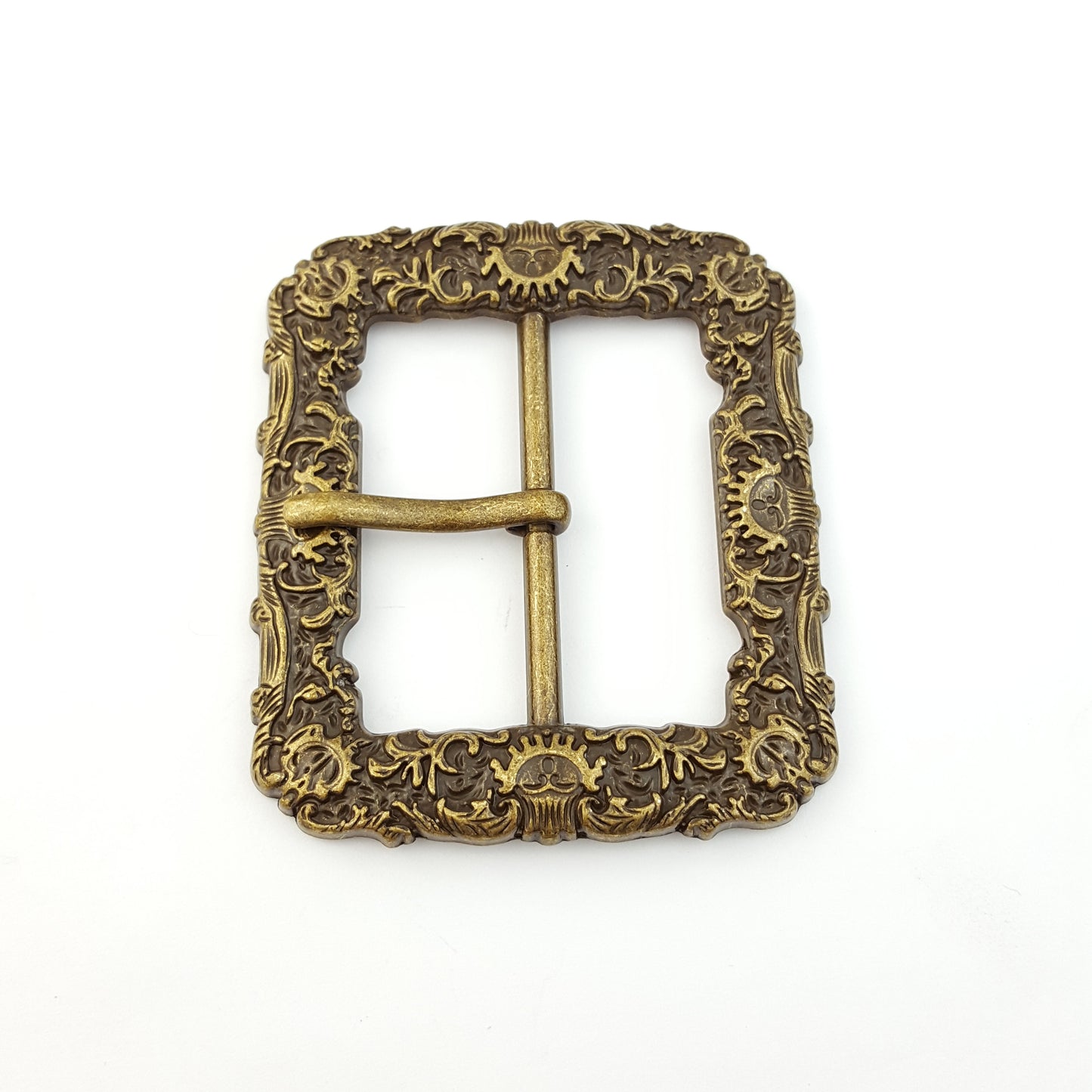 Buckle : Floral-Etched Buckle