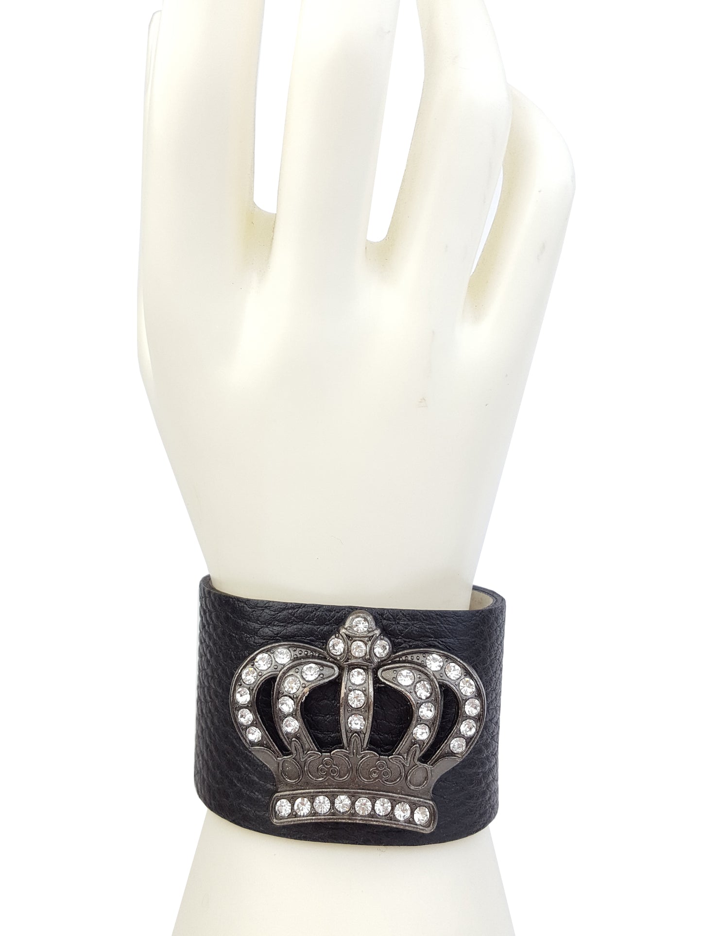 Bracelet: Genuine Pebble Leather Bracelet w. Crown