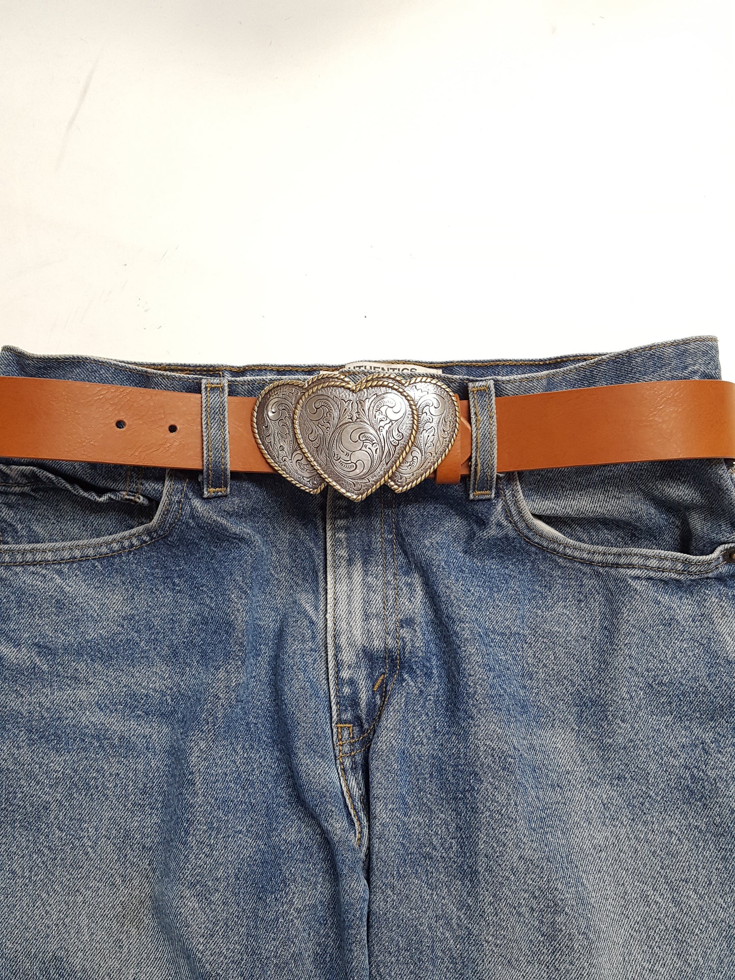 Buckle: Western-Inspired Triple Heart Buckle