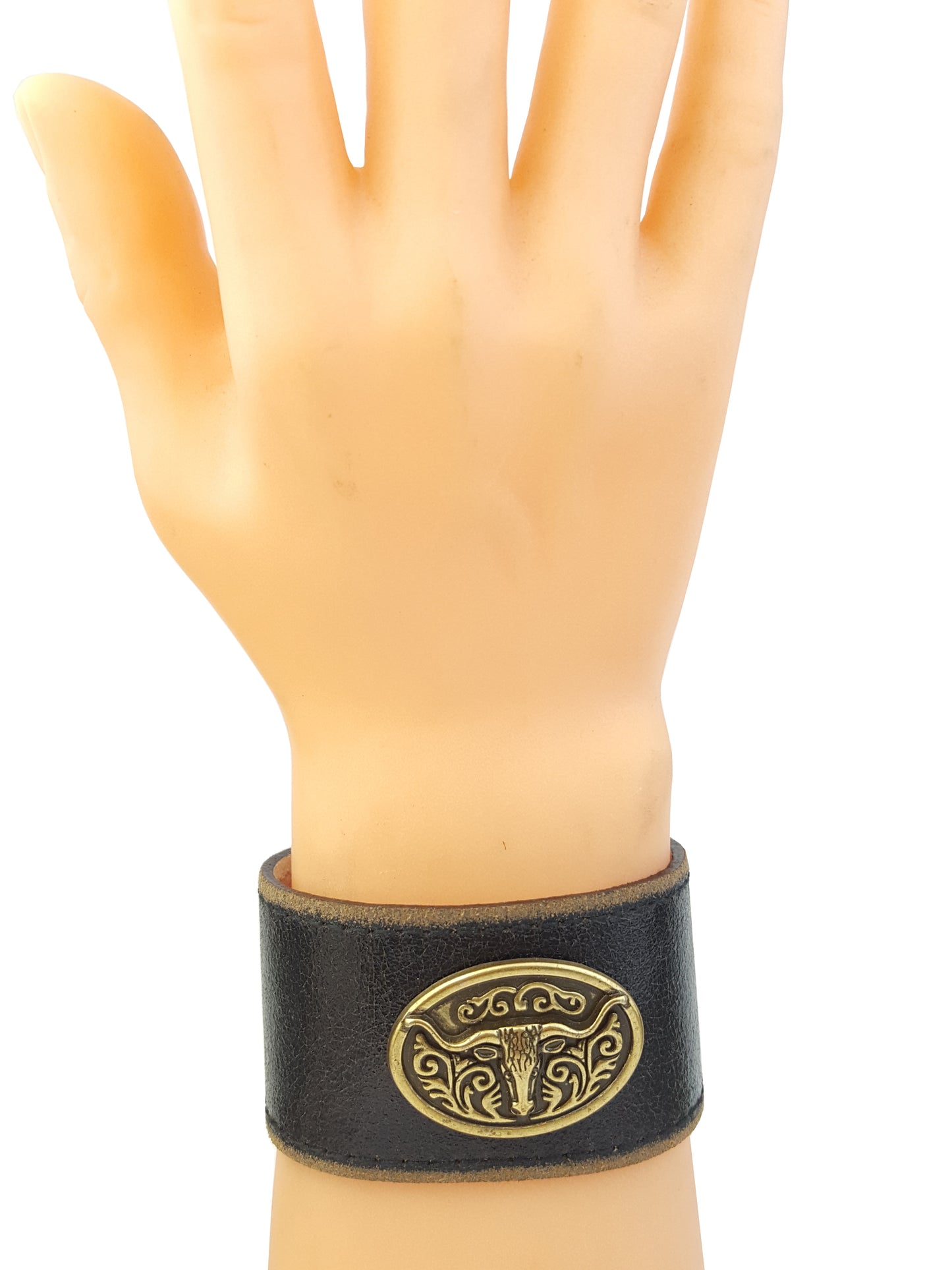 Bracelet: Vintage w. Distressed Leather Band w. Long Horn