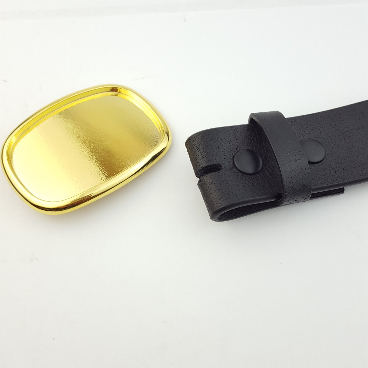 Buckle: Shiny Gold Plaque Buckle