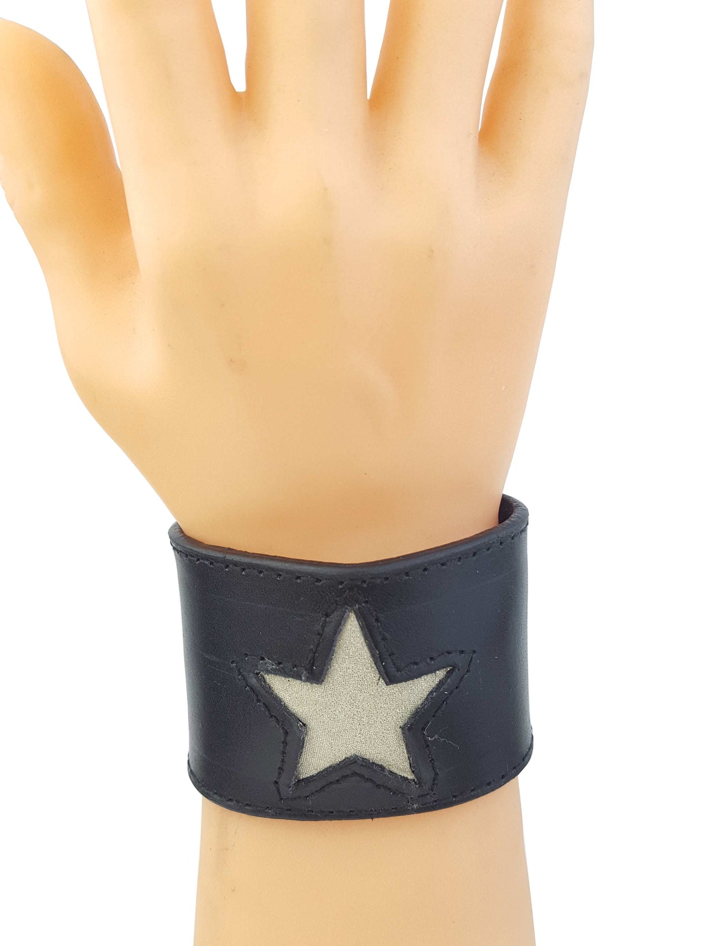 Bracelet: Genuine Leather Cuff with Star Cut-out