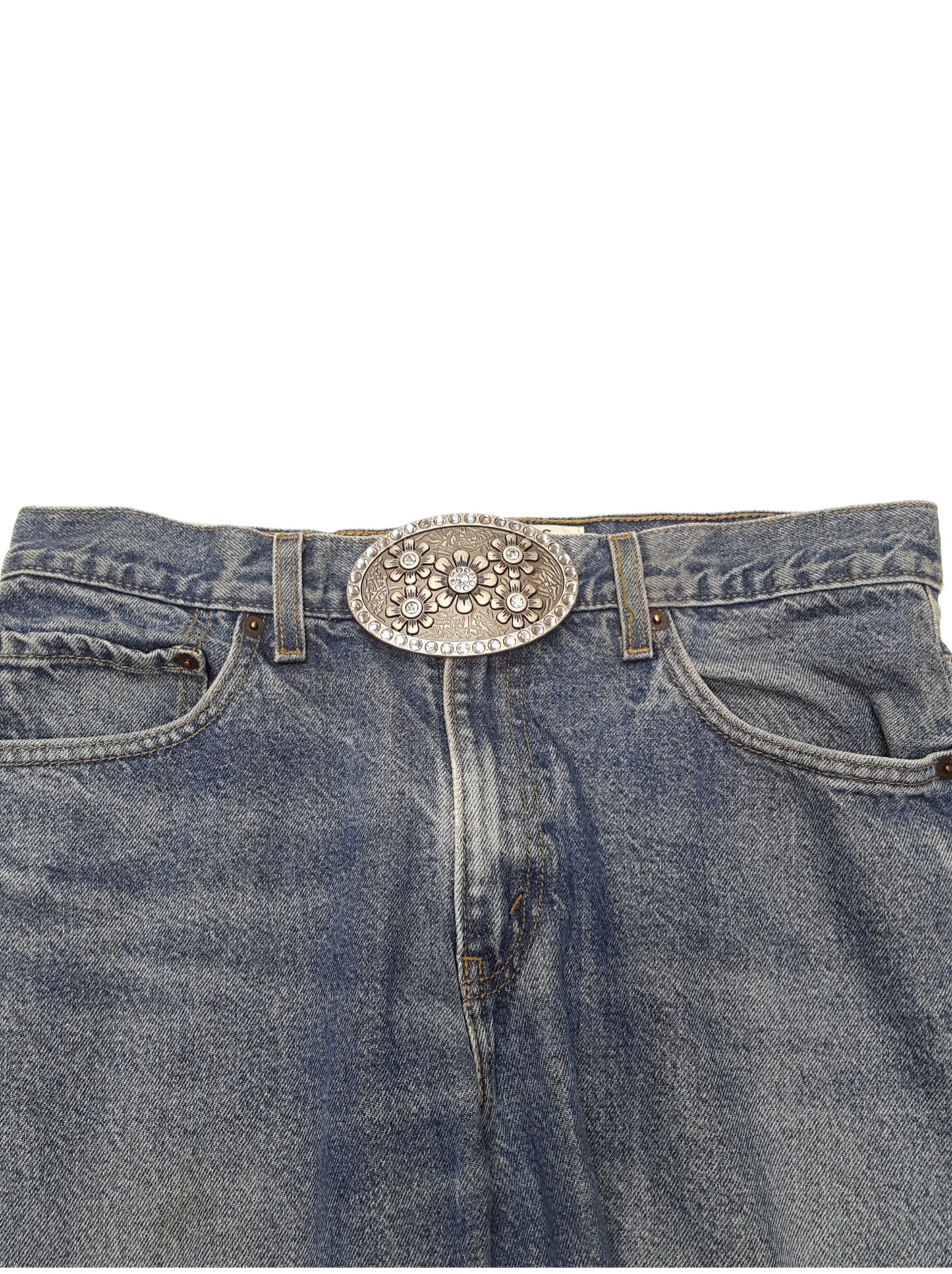 Buckle: Oval Western Style w. Daisy Flower Buckle