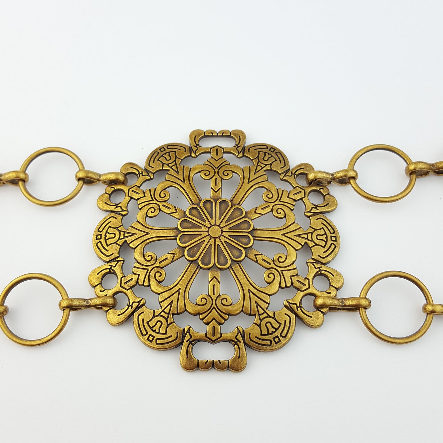 Buckle-Size Gold Chain Belt