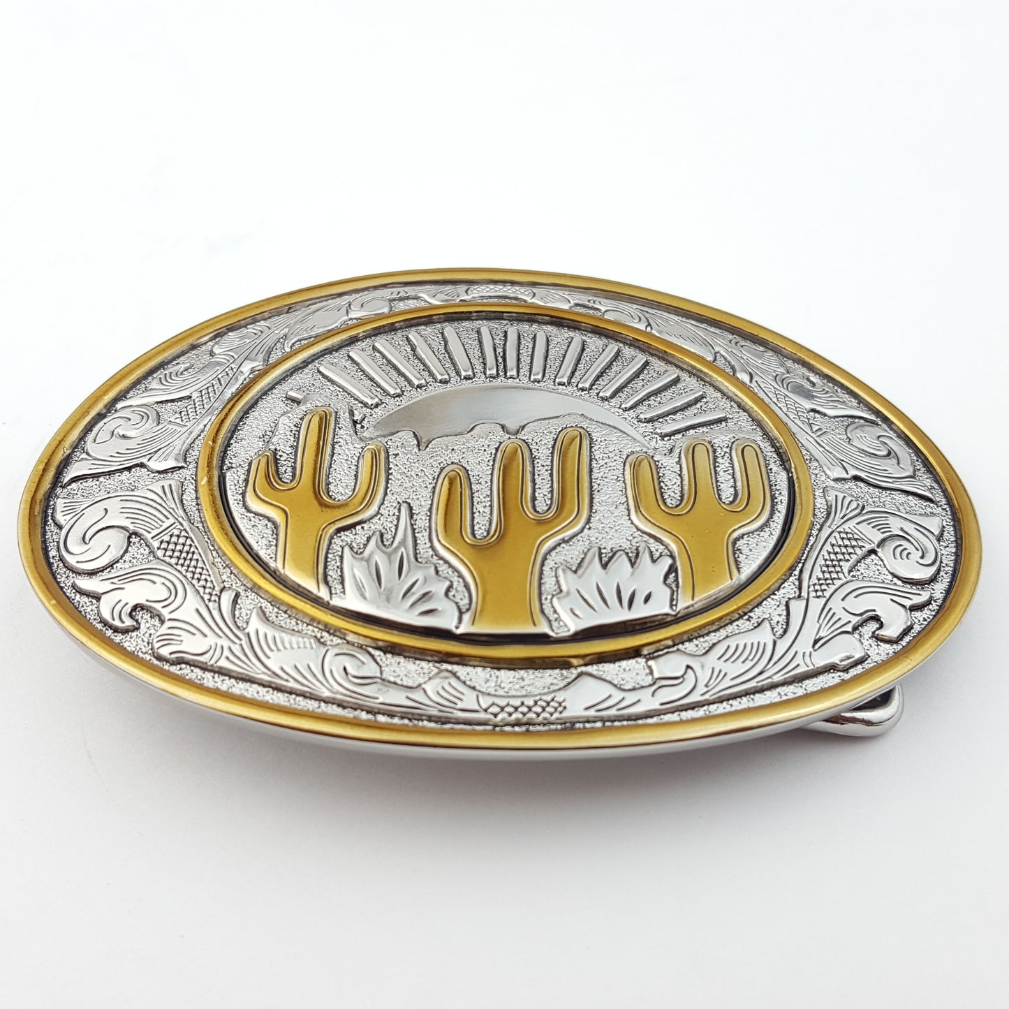 Buckle: Western Oval Buckle with Cactus Design