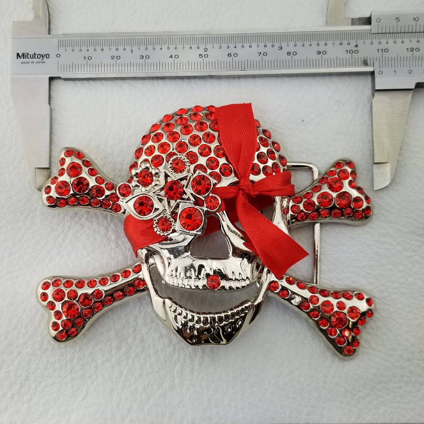 Buckle Sale: Luxury Color Crystal Pirate Skull Belt Buckle
