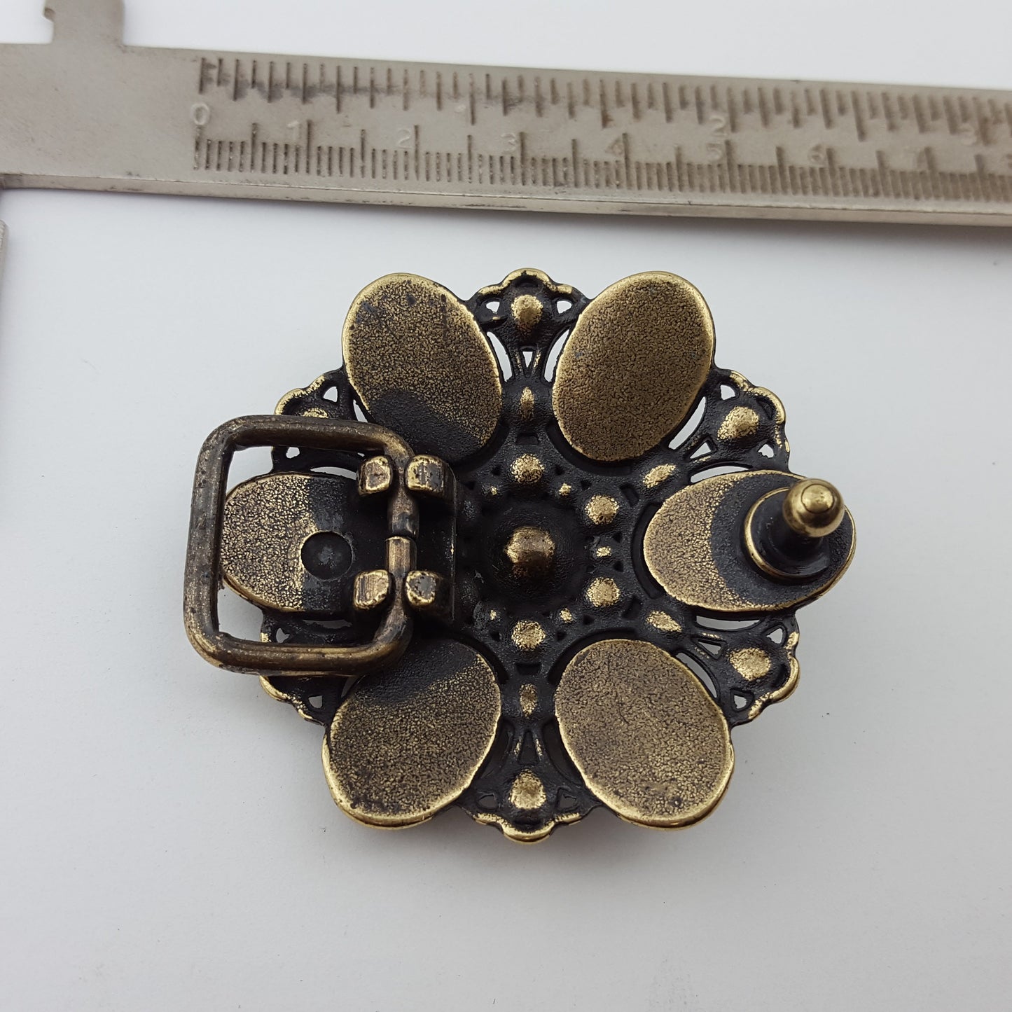 Buckle Sale: Western Crystal flower belt buckle