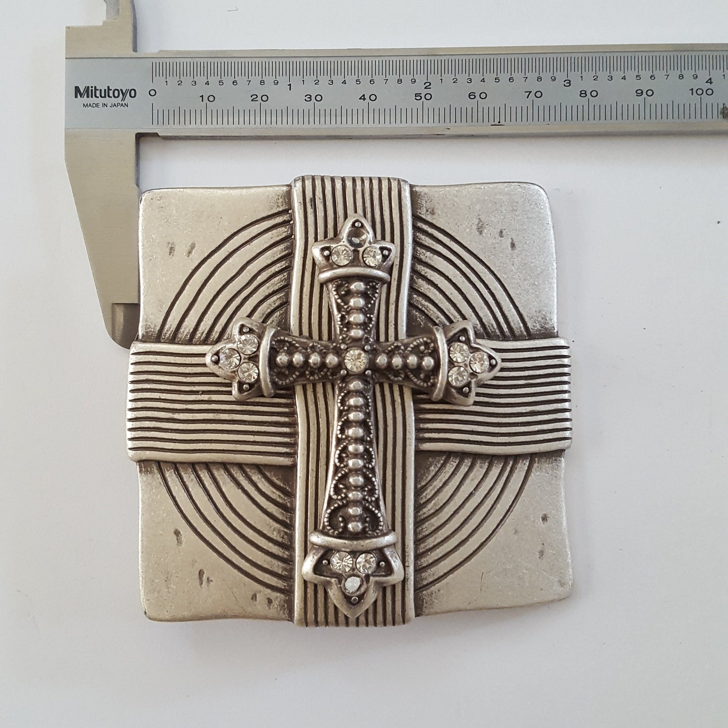 Buckle Sale: Crystal Cross buckle on a Square Plaque