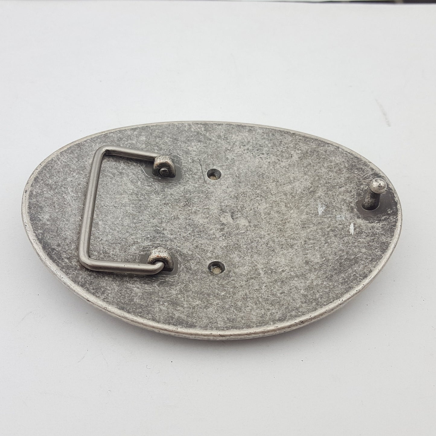Buckle: Western Oval Belt Buckle with Fleur De Lis and Crystals