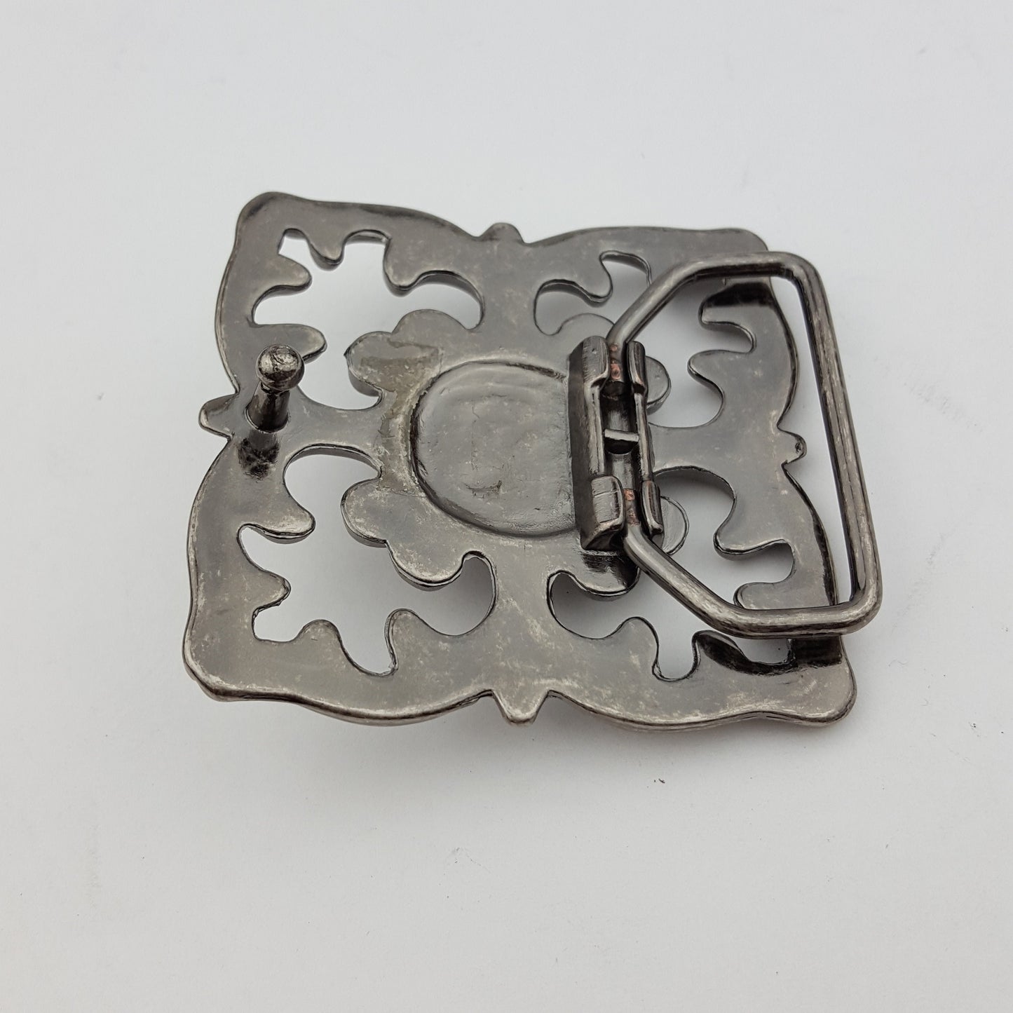 Buckle: Square Western Buckle with Black Bead