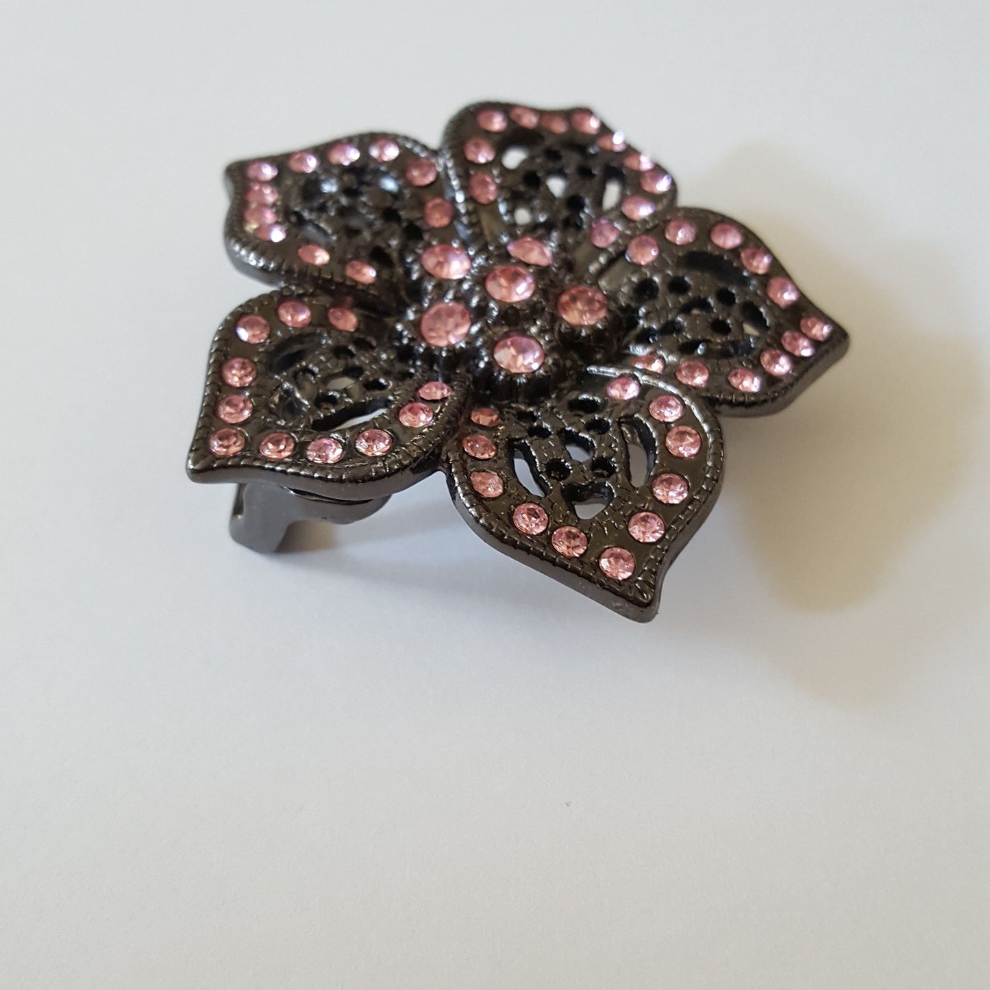 Buckle sale: Small Flower Buckle with pink stones