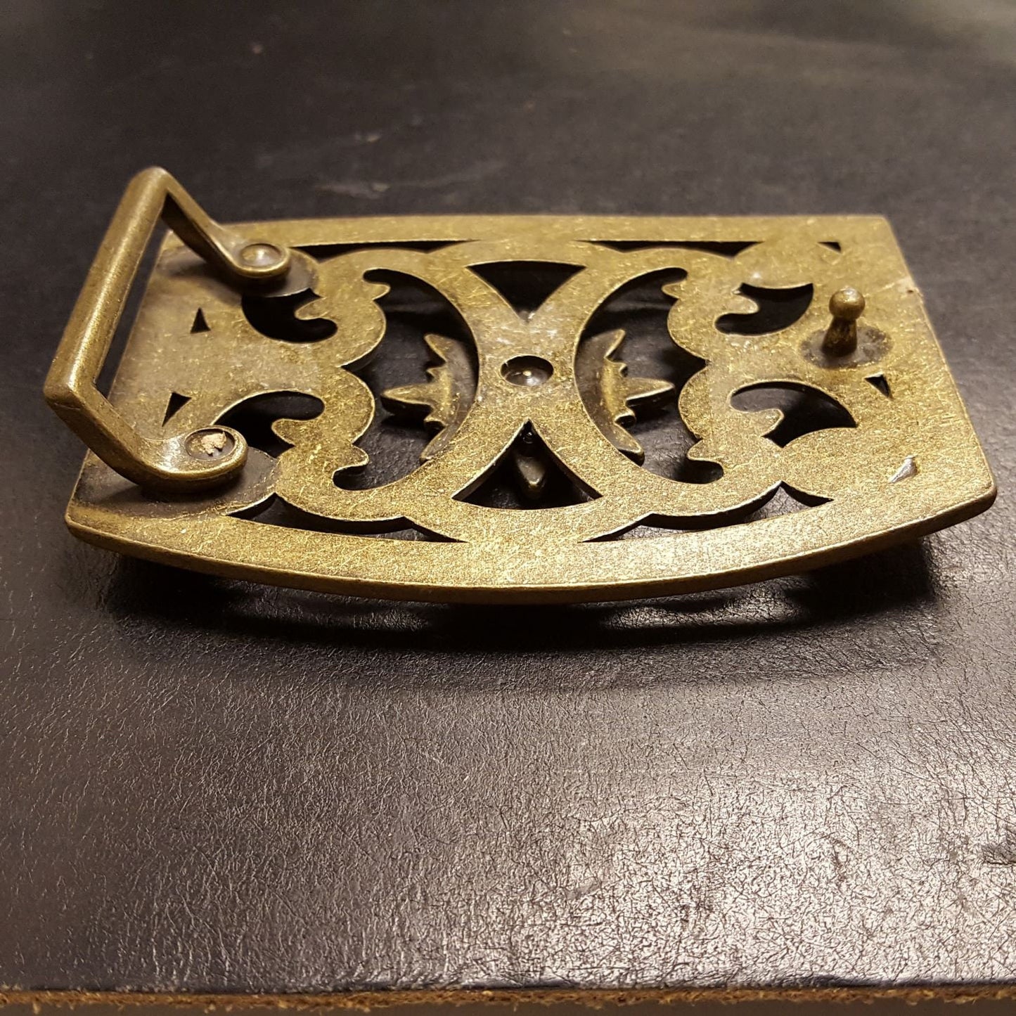 Buckle Sale: Western Crystal floral engraved design Belt Buckle