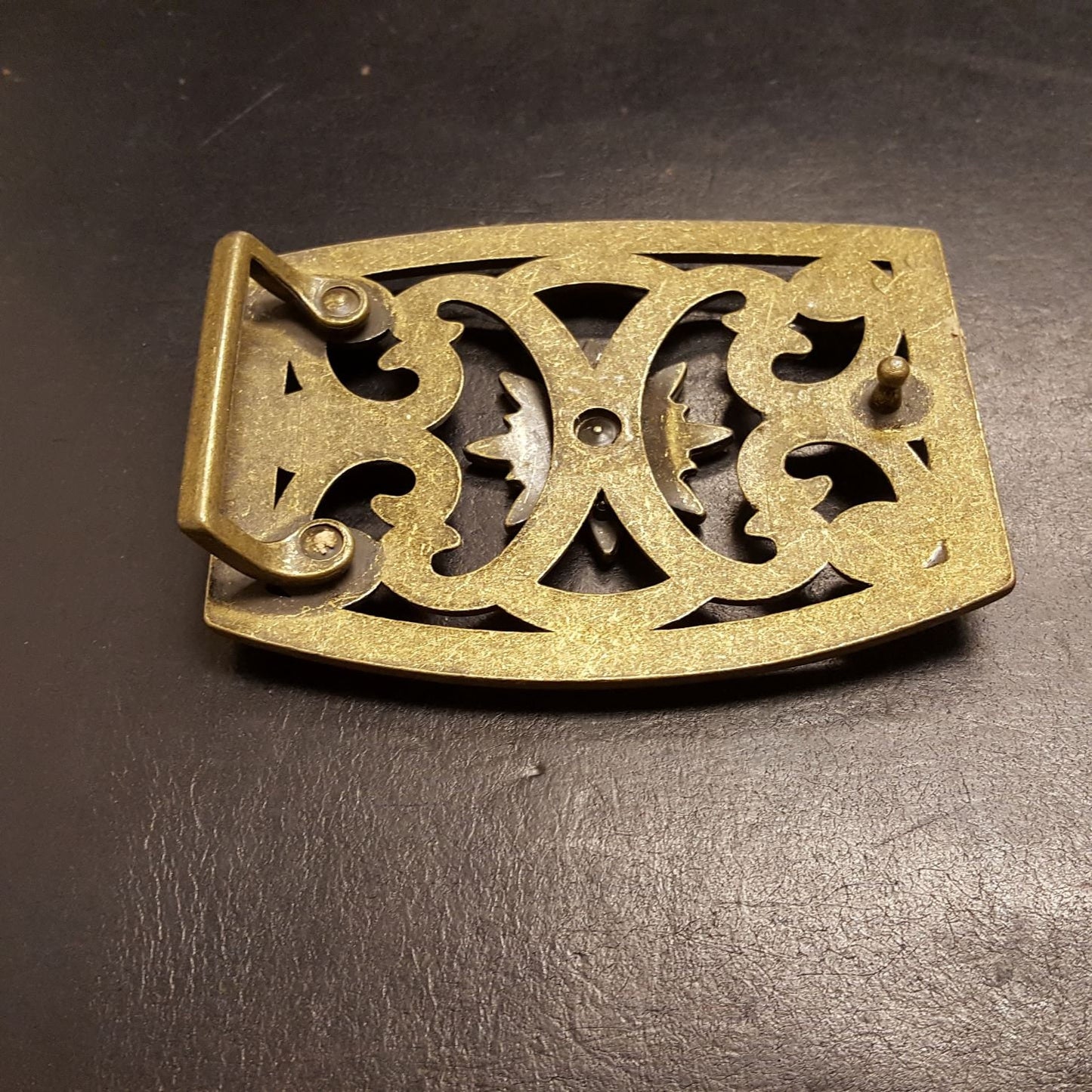 Buckle Sale: Western Crystal floral engraved design Belt Buckle