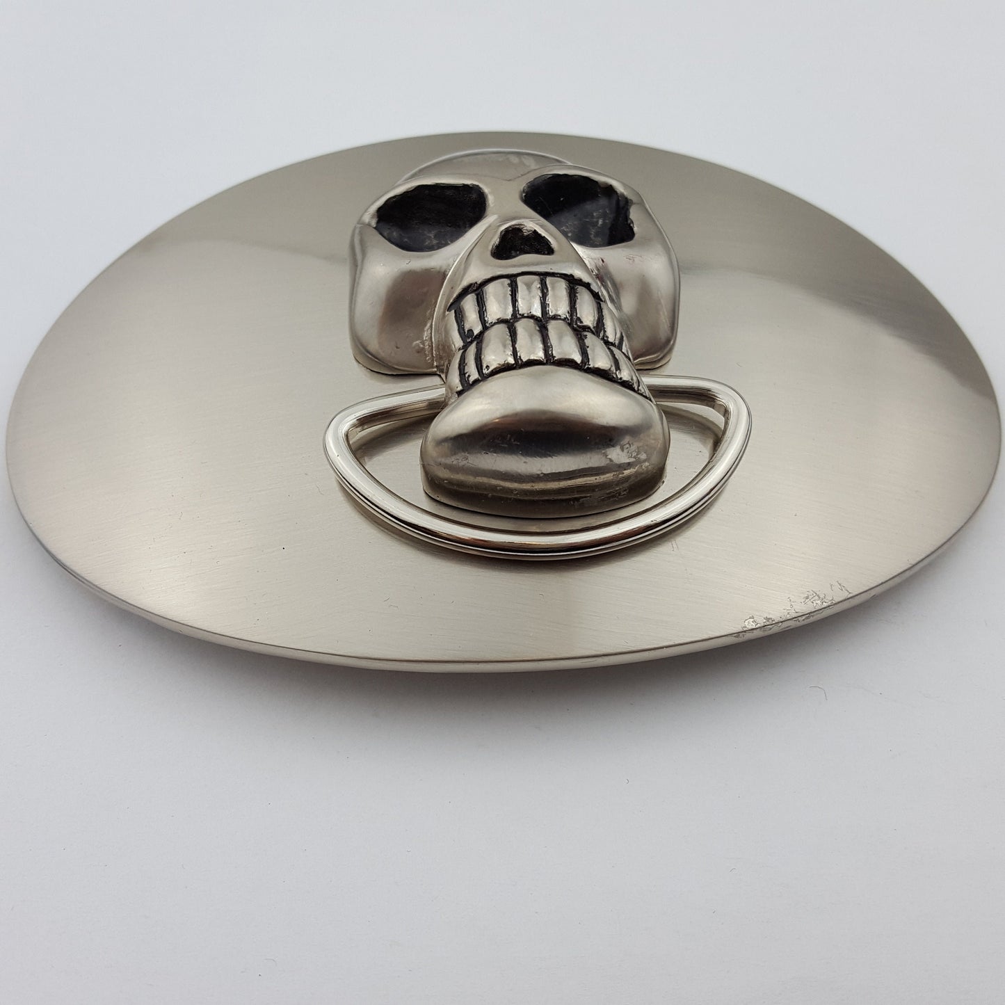 Buckle Sale: Big Alien Skull Silver Oval Buckle