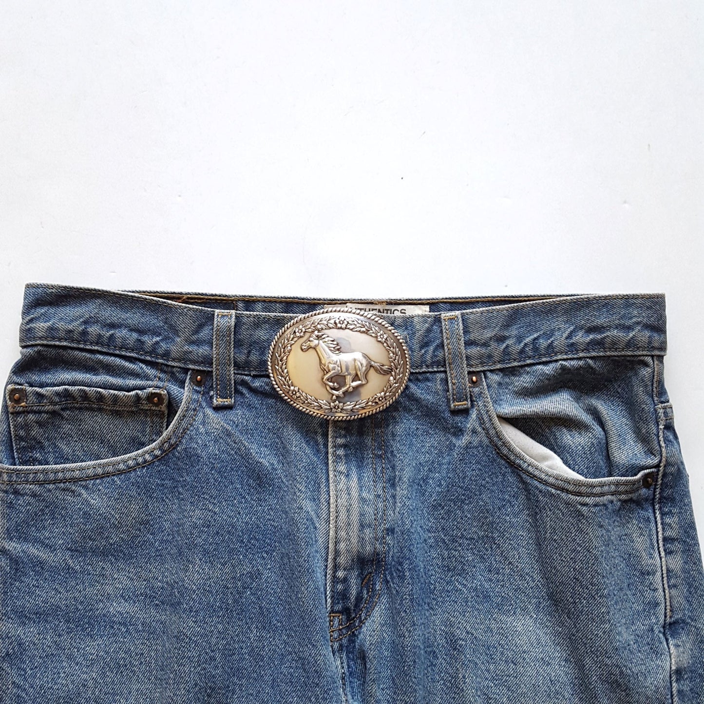 Buckle: Western Oval Belt Buckle with Galloping Horse Design