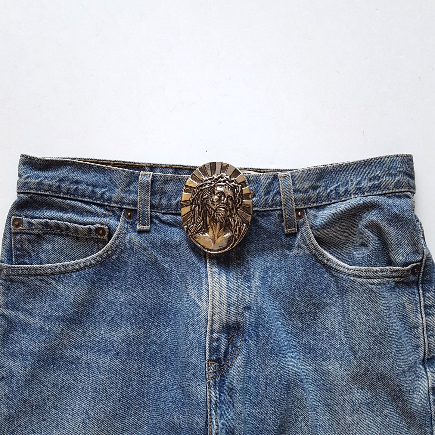 Buckle: Jesus with crown of thorns Belt Buckle