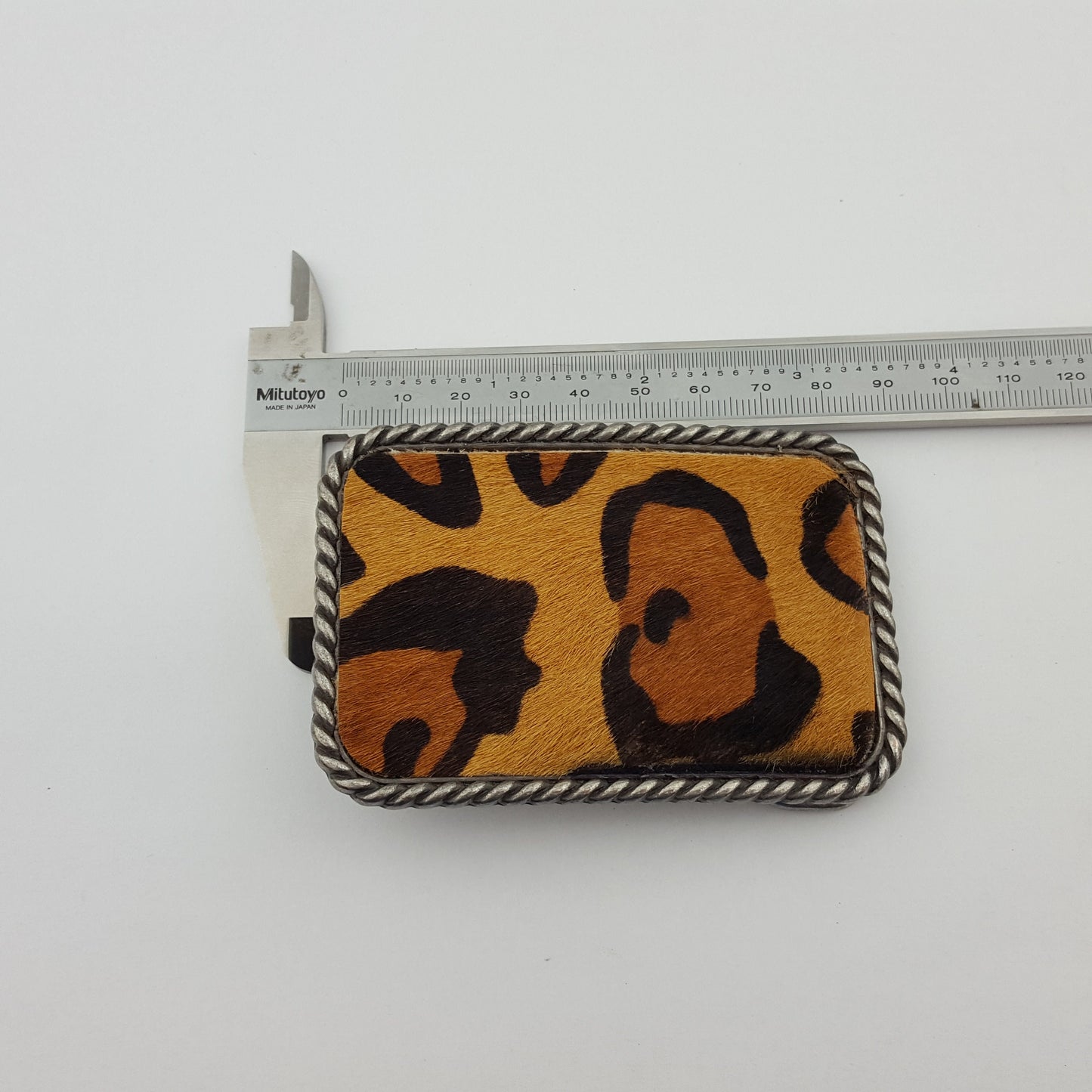 Buckle: Pewter Rope Edge Plaque Buckle with Hair Leather Inlay