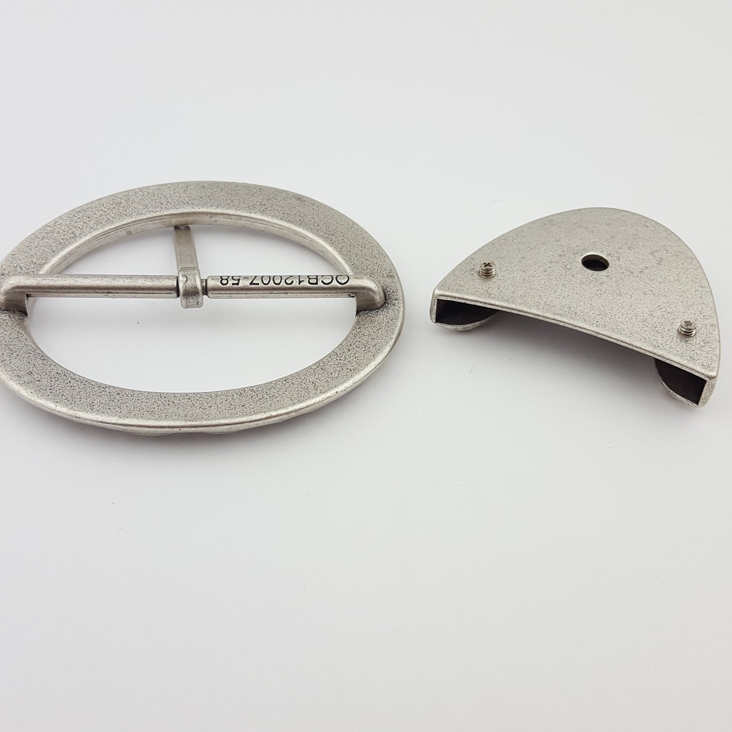 Buckle: Western Style Buckle and Tip set