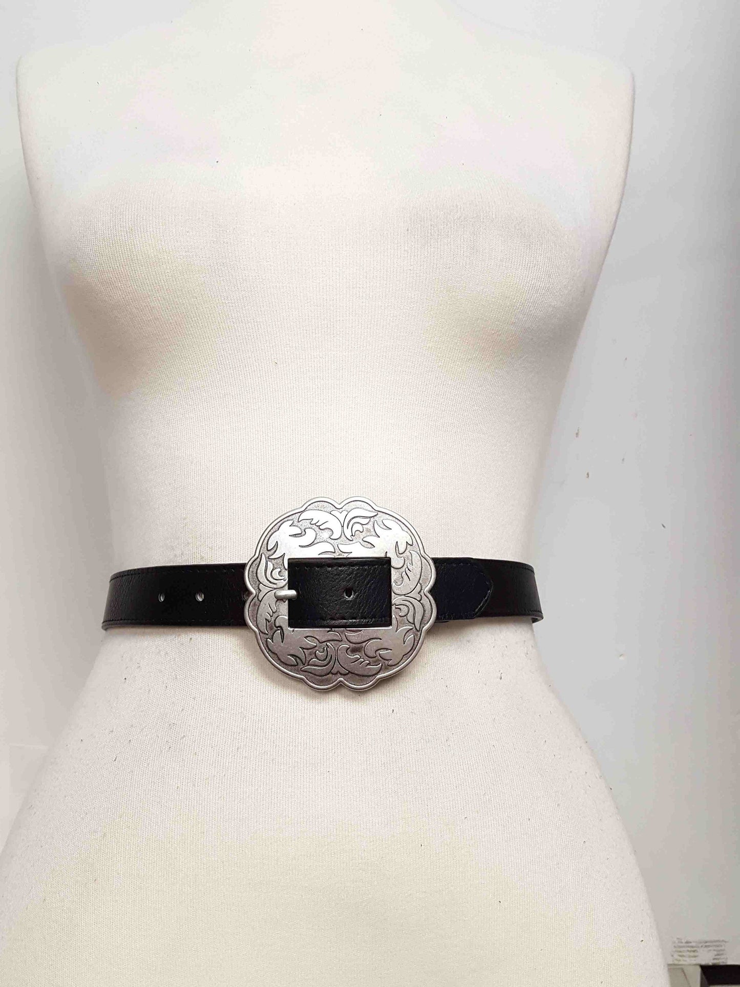 Buckle: Western Style Floral Shape Buckle