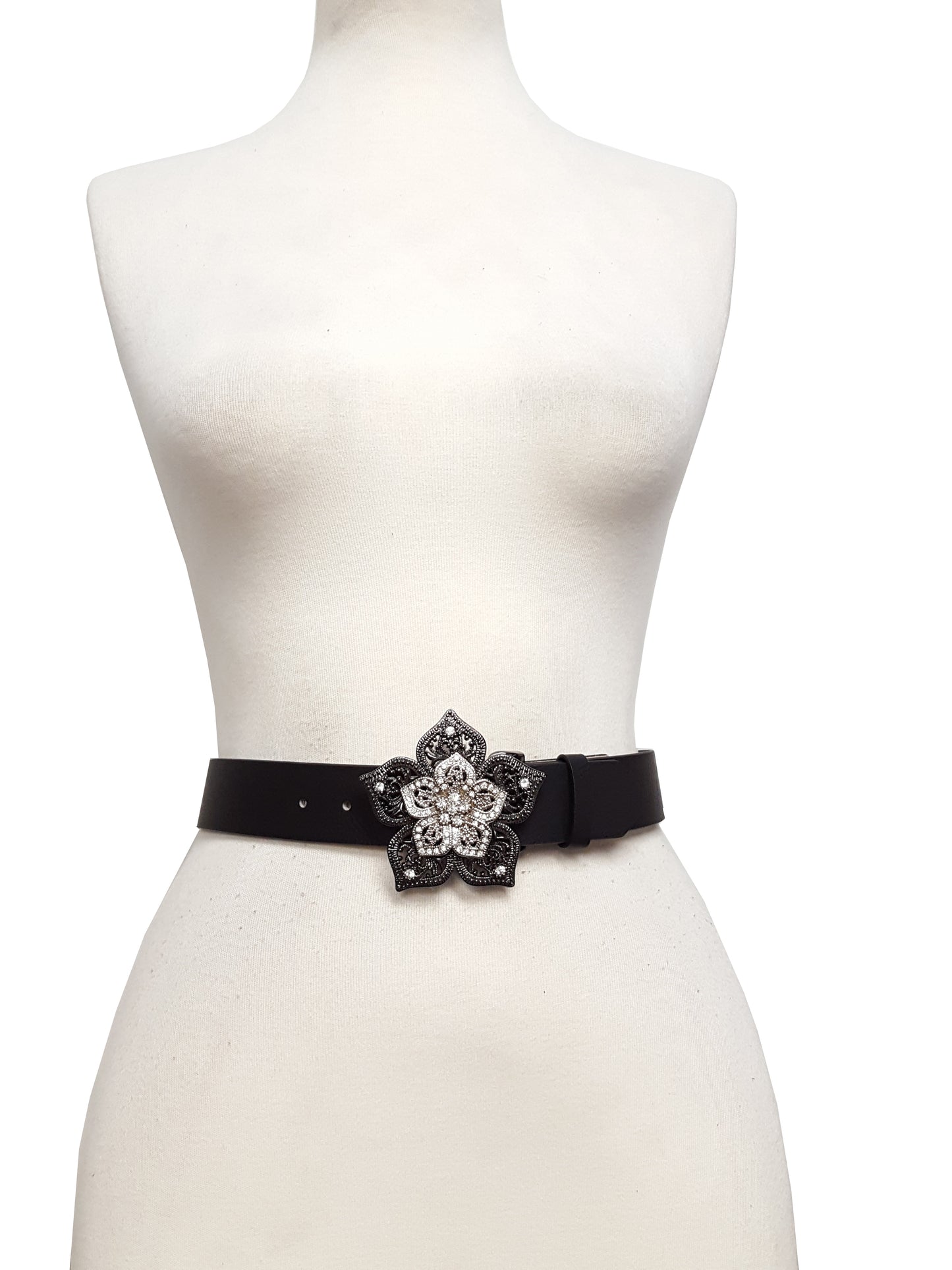 Buckle: Floral Design Belt Buckle