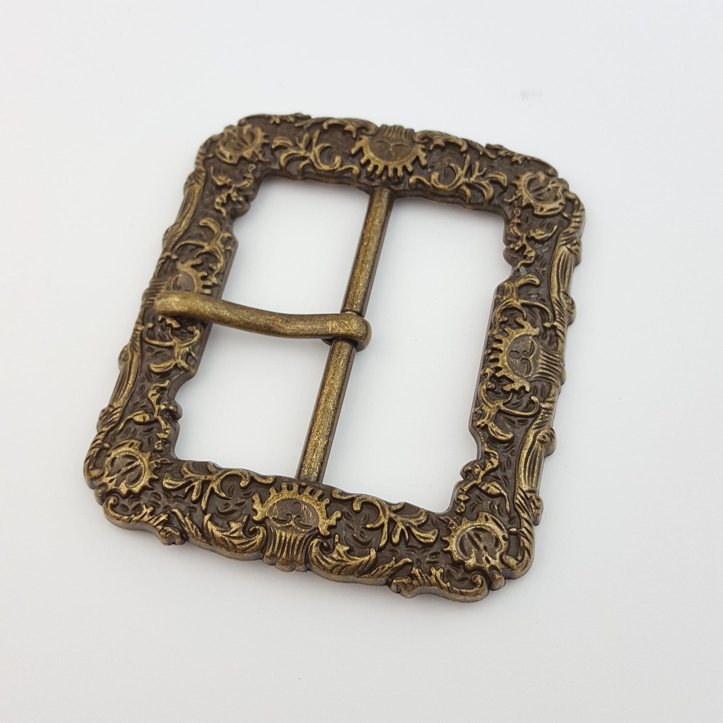 Buckle Bulk Sale: 35 of Western Rectangular Buckle in brass