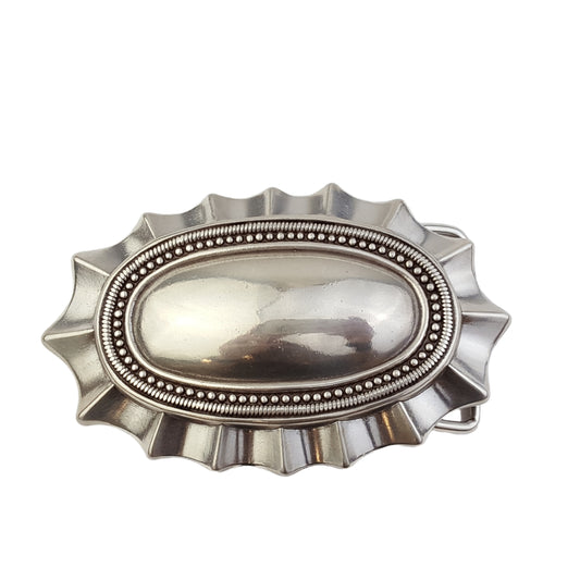 Buckle: Quality Western Silver Oval Buckle with Ruffled Trim
