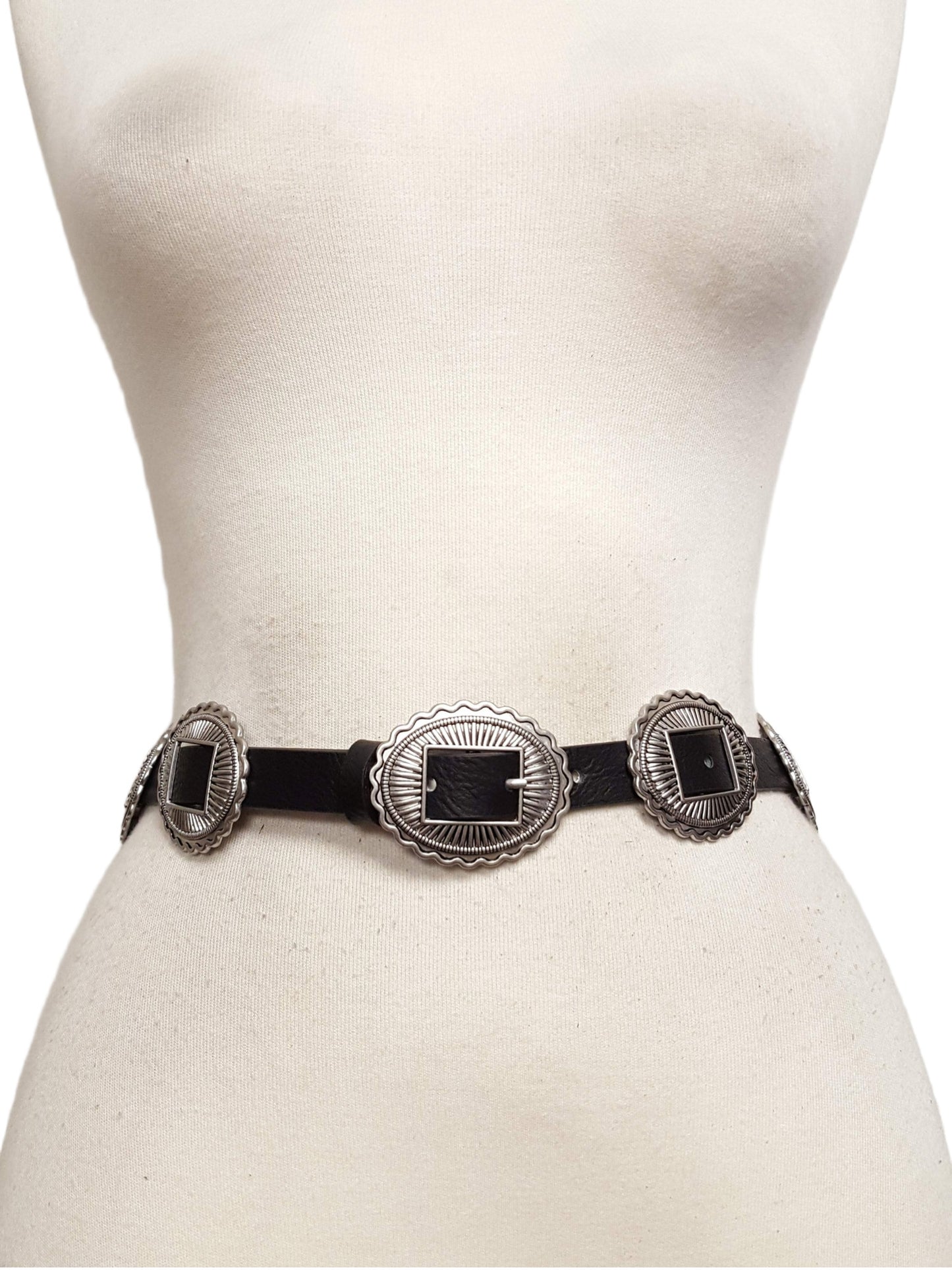 Belt: Western Style w. Full Conchos on the Belt