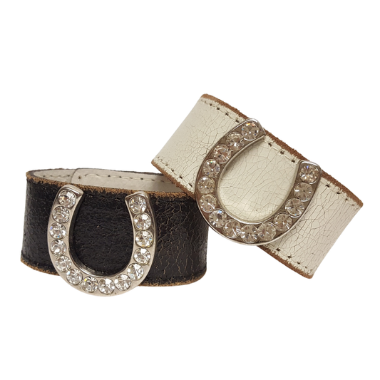 Bracelet: Vintage Distressed Leather Band w. Horse shoe Concho