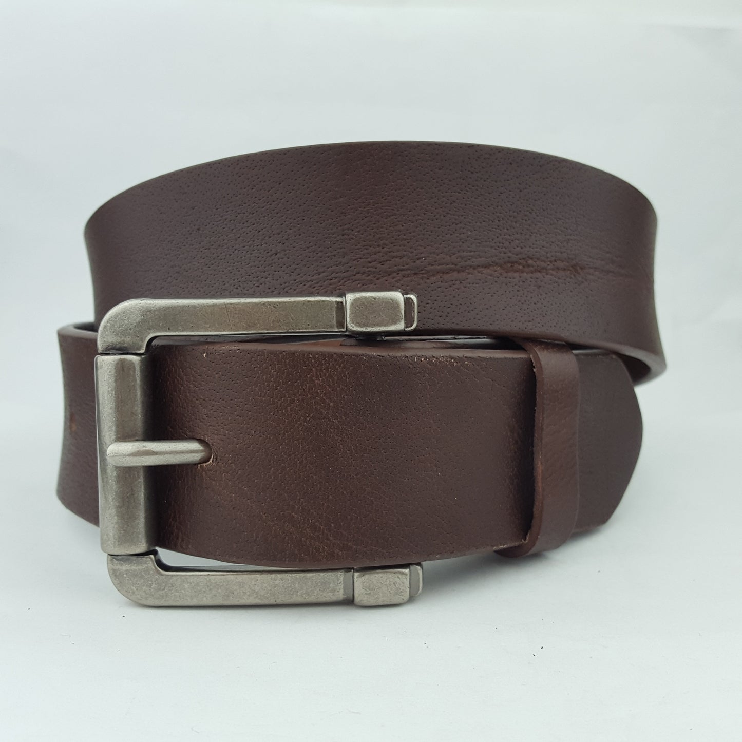 Belt: Unisex Genuine Leather Belt Strap w. Matte Silver Buckle