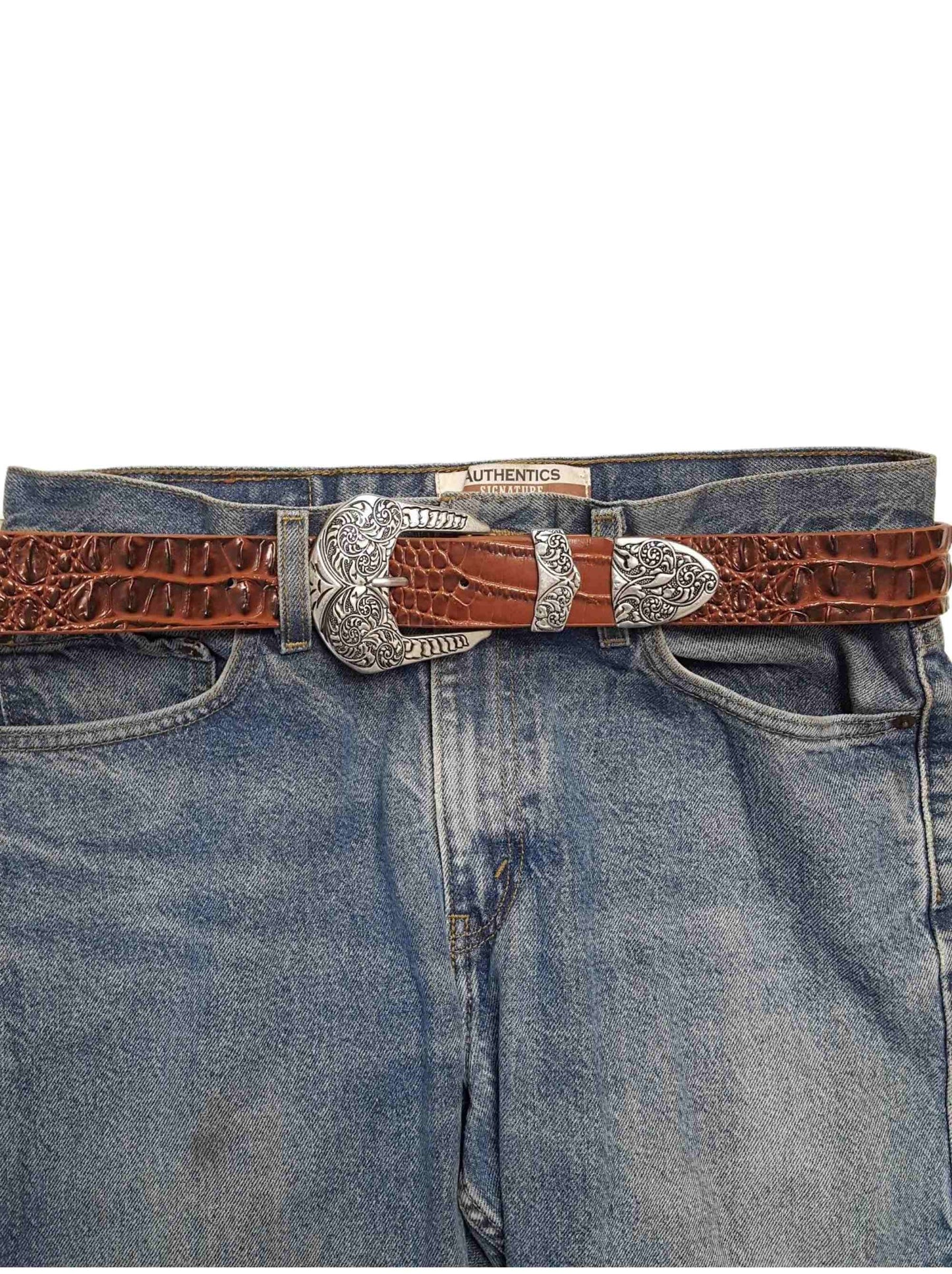 Belt: Western Alligator Embossed Belt w. Western Buckle